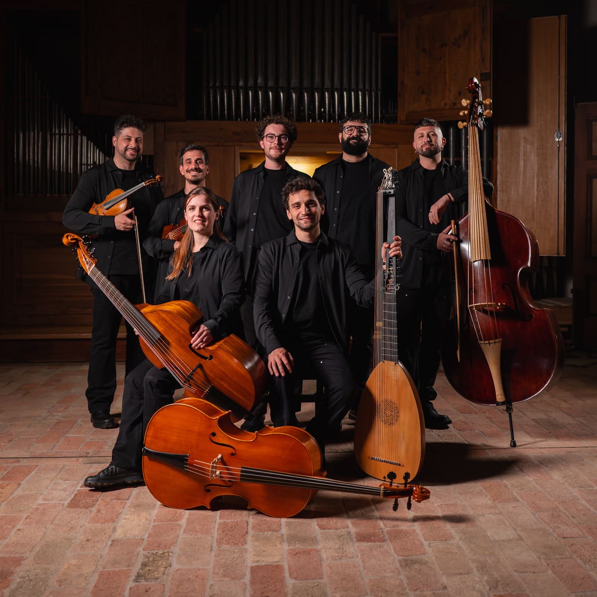 L’ensemble Cantar Segreto al completo con gli strumenti